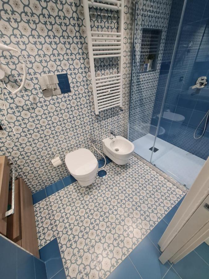 Apartament Chiaja Lux House Neapol Zewnętrze zdjęcie