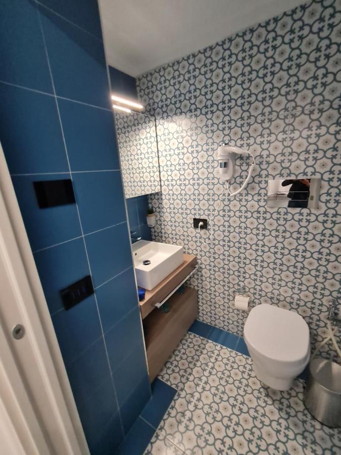 Apartament Chiaja Lux House Neapol Zewnętrze zdjęcie