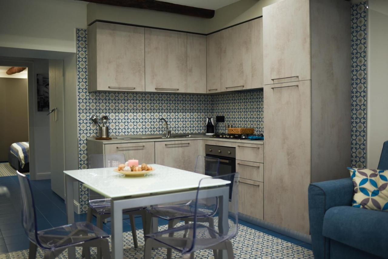 Apartament Chiaja Lux House Neapol Zewnętrze zdjęcie